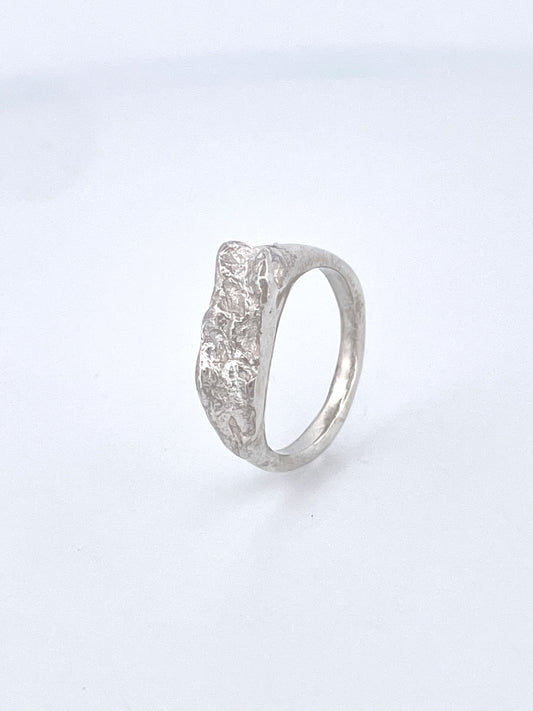 Painautunut - sormus